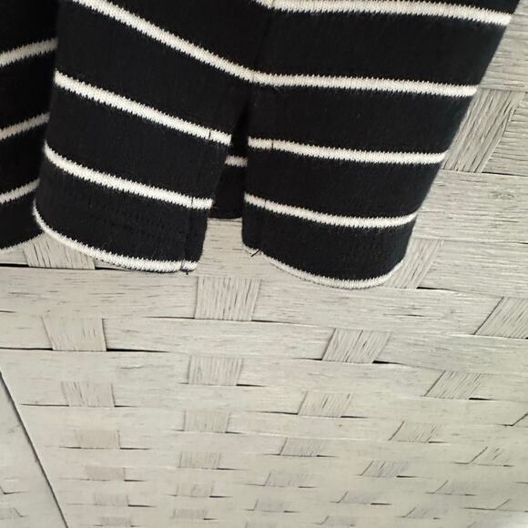 Isaac Mizrahi women’s T-shirt black white nautical striped feminine cozycore - Picture 5 of 10